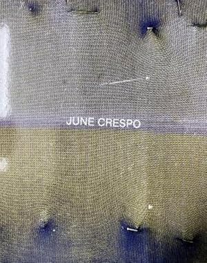 June Crespo: Vieron su casa hacerse campo